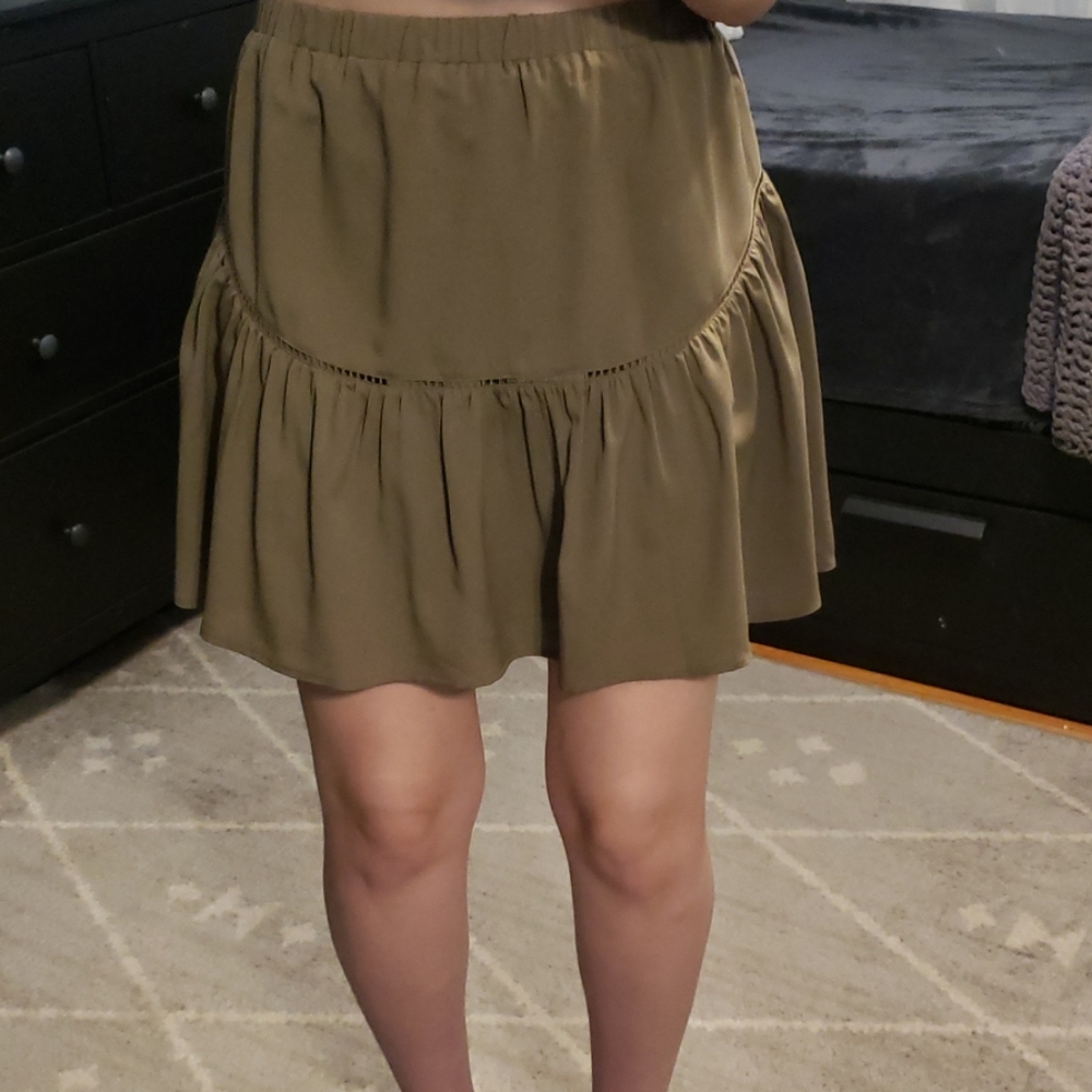 Banana Republic Casual Flowy Skirt